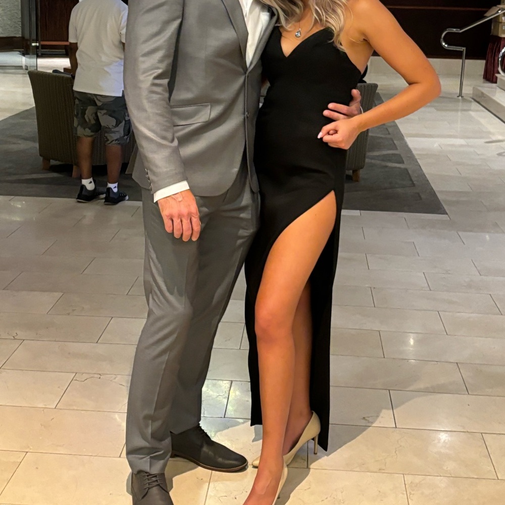 Black dress worn once!